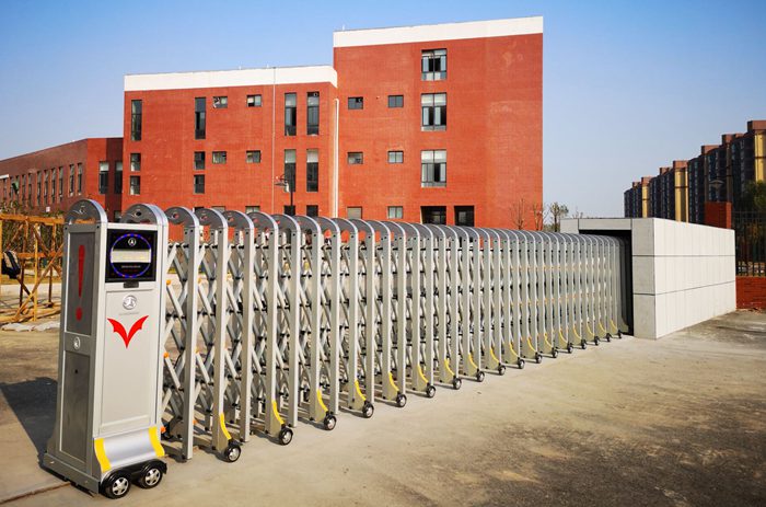 華捷盛電動(dòng)伸縮門應(yīng)用于福建省惠建發(fā)建筑集團(tuán)有限公司1